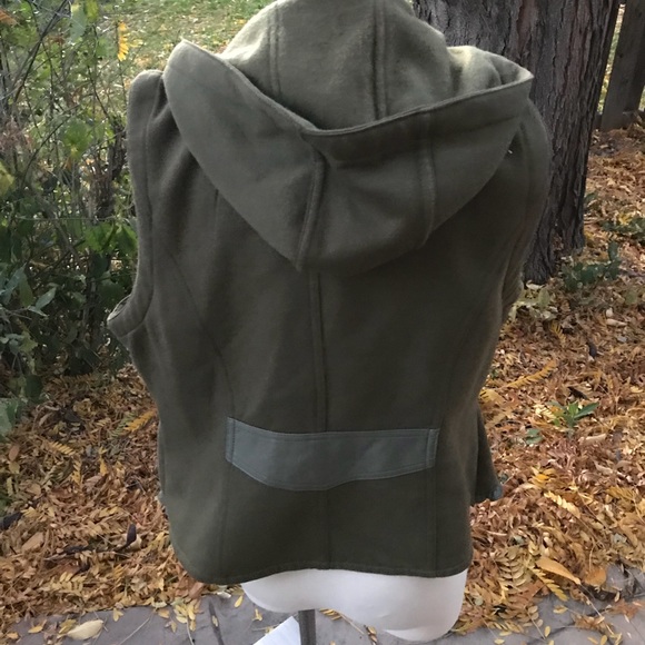 Deleting⚡️Montanaco hooded vest - Picture 4 of 5