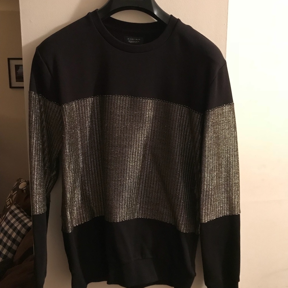 Zara sweatshirt