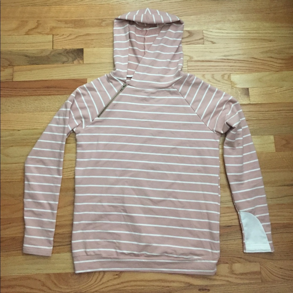 Causal hoodie