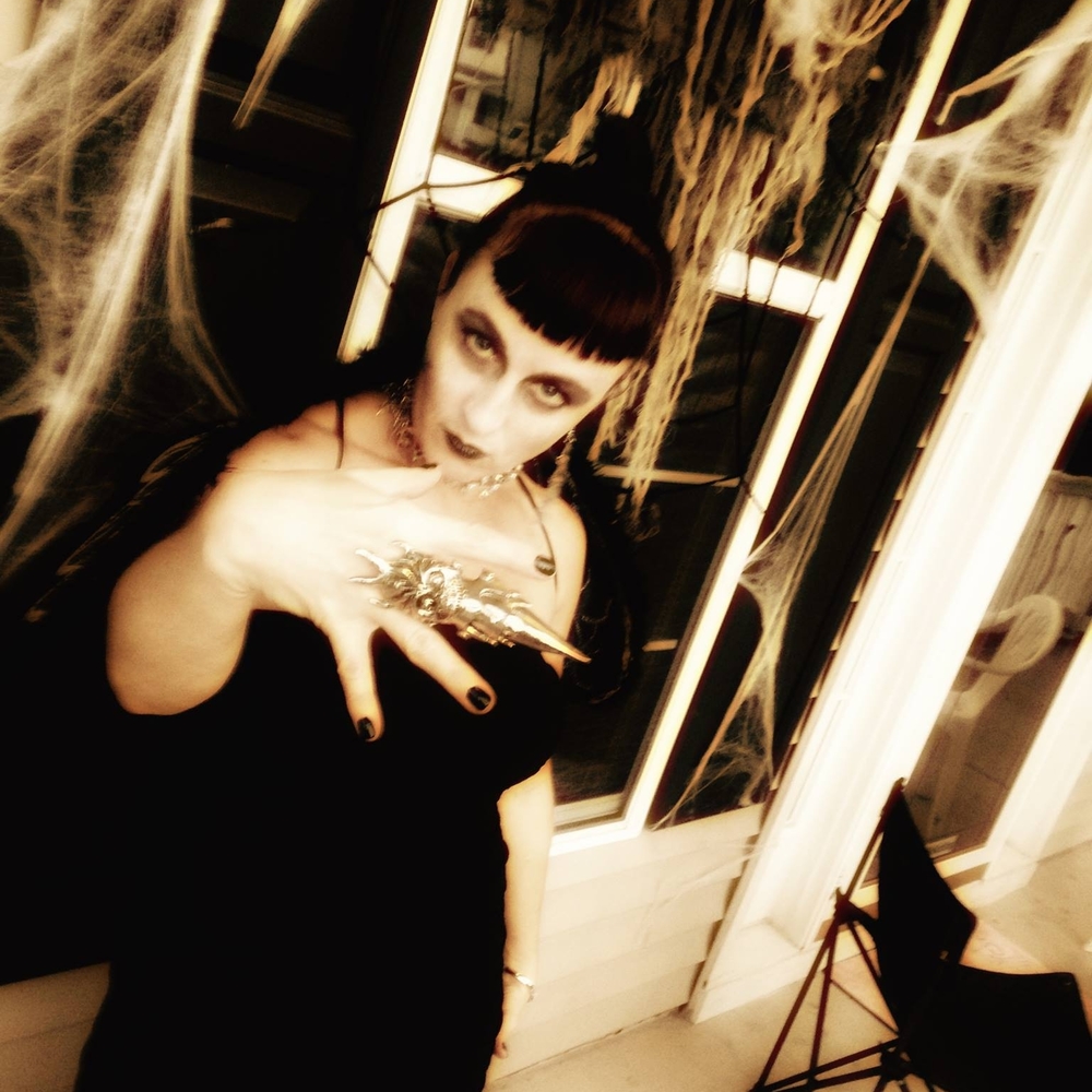 Meet your Posher, Laura