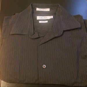 Calvin Klein size M slim fit button down