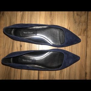 White House black market flats