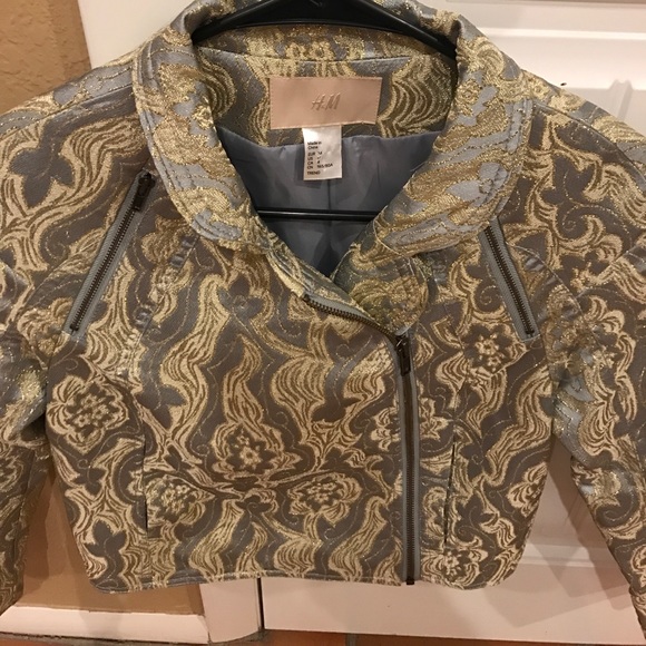 H&M Half-cut Blazer - Picture 3 of 3