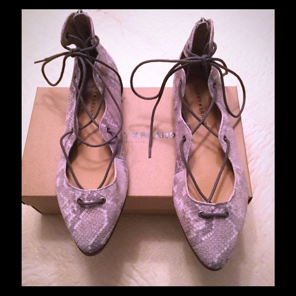 Lucky Brand Billoh Lace Up Flat Shoes