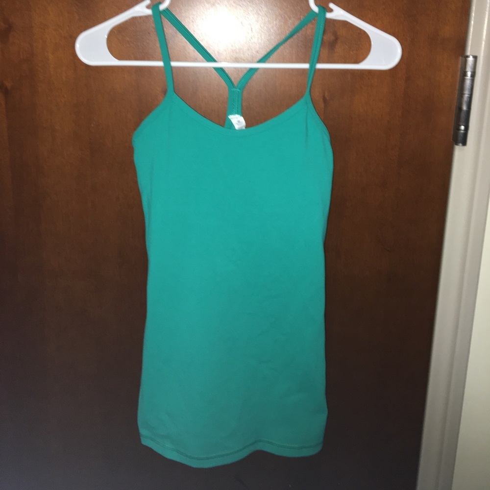 Lululemon workout tank