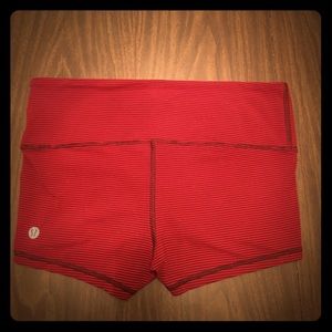 Lululemon boogie shorts size 6 euc