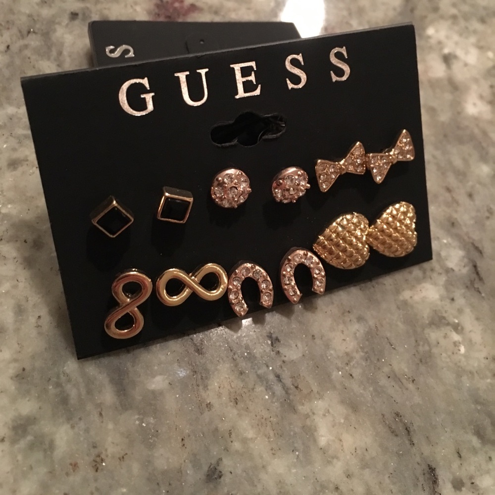 New ! GUESS earring Studs ! 6 total earrings !