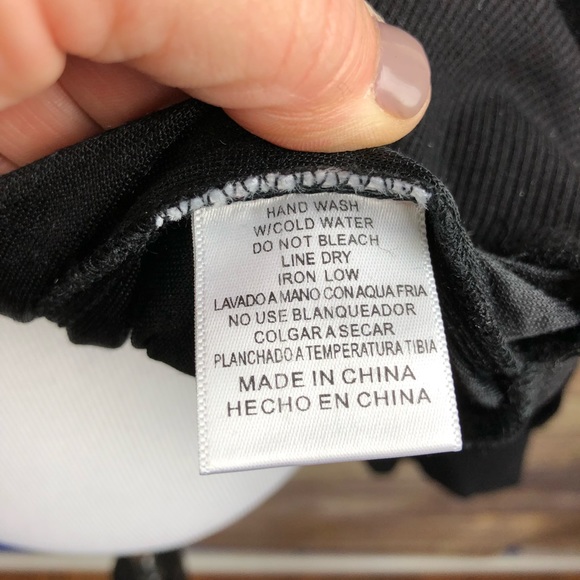 Cold Shoulder Top in Black -NWT - Picture 6 of 6