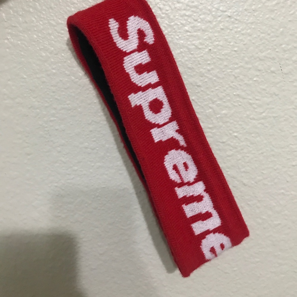 Supreme headband