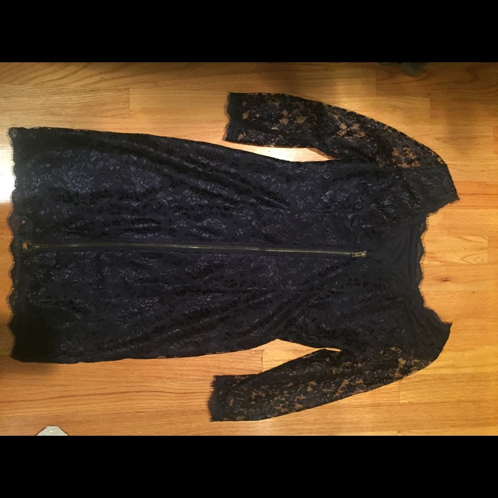 Dress - Picture 3 of 6