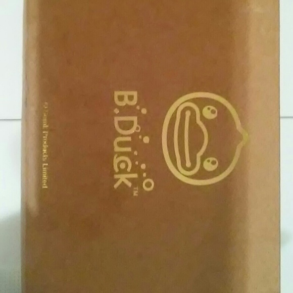 Authentic yellow leather BDuck Wallet/wristlet - Picture 4 of 4