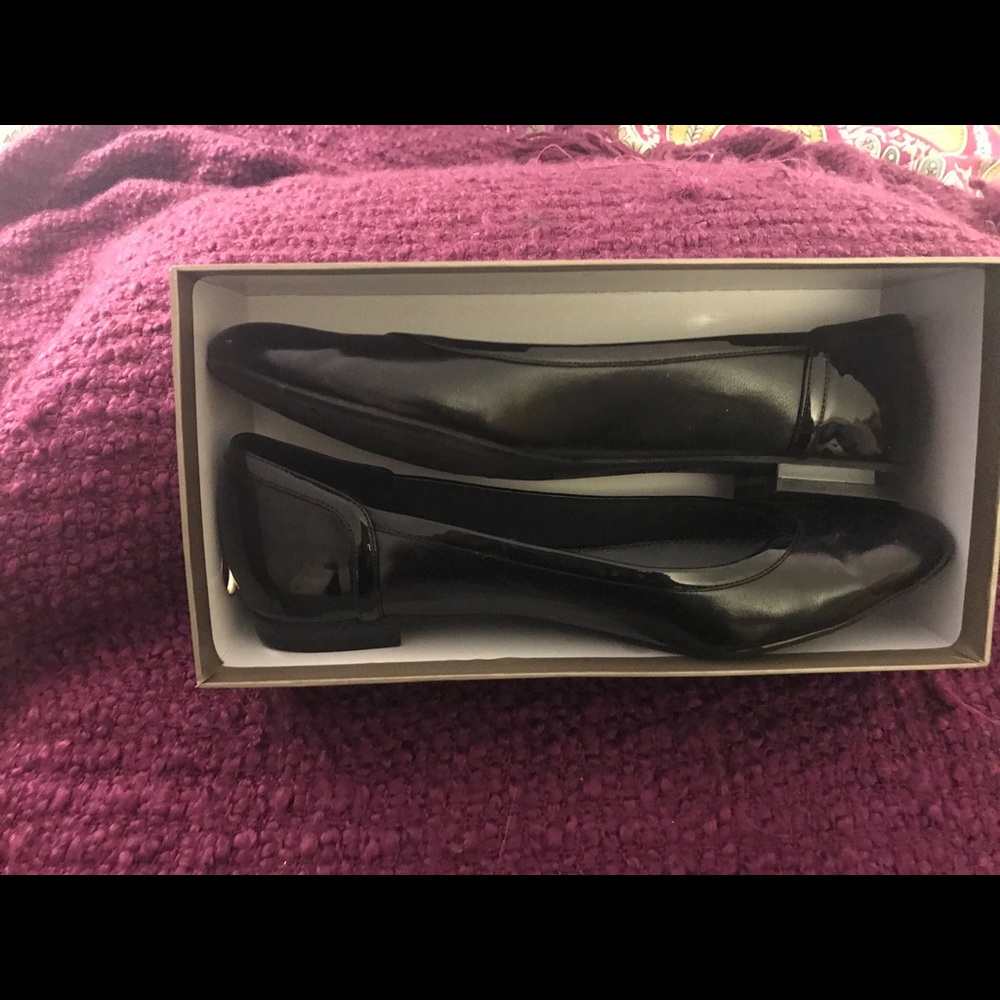 Life stride allerina black flats
