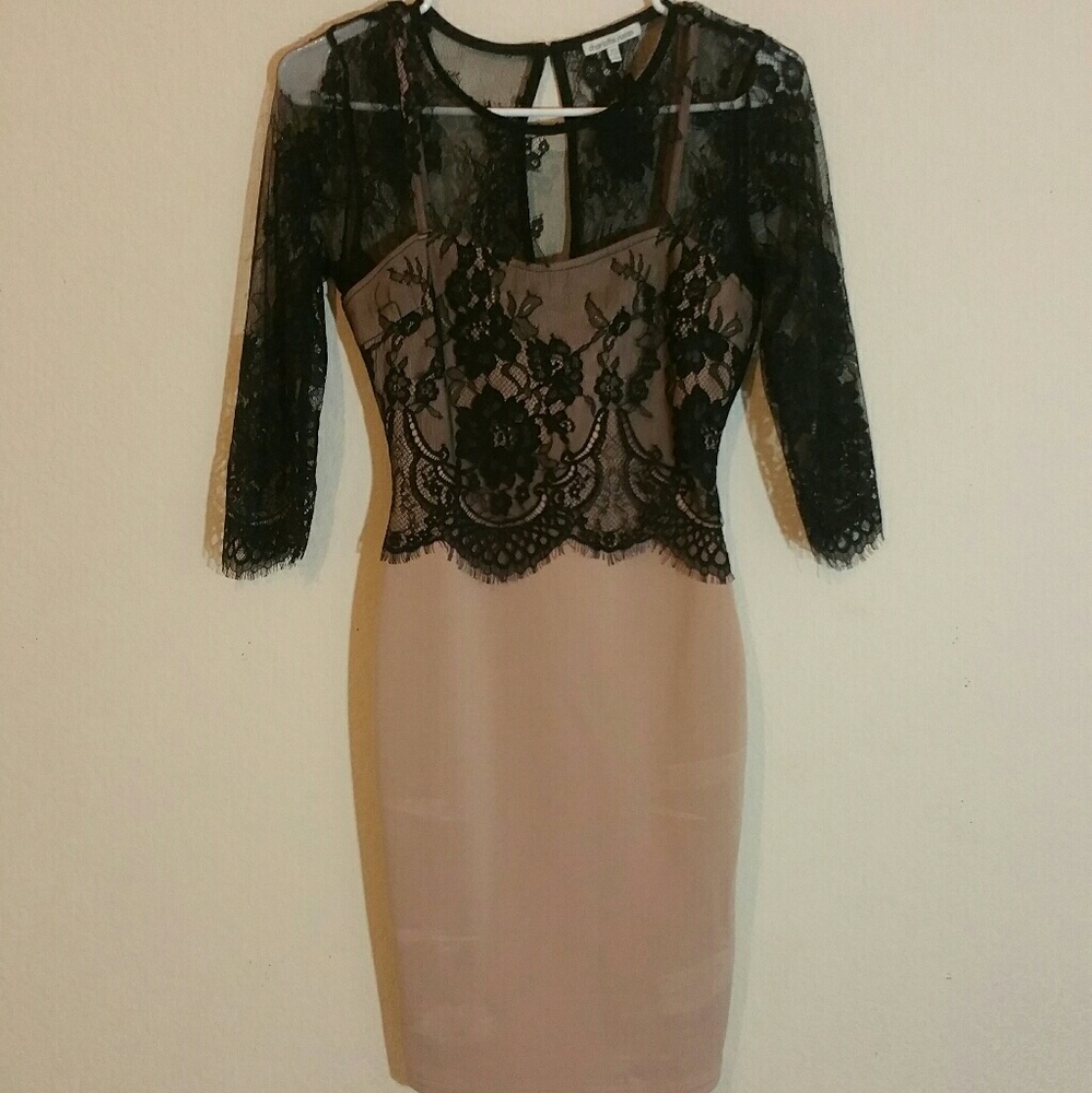 Body Con Lace Detailed Dress
