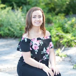 Meet your Posher, Julia