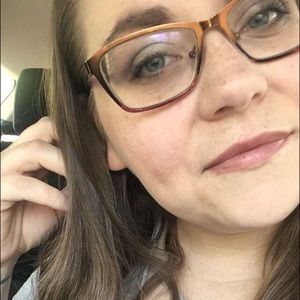 Meet your Posher, Lynne