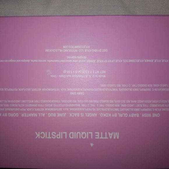 #SOLD#Kylie Matte lipstick - Picture 3 of 4