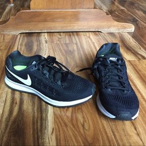 Nike Zoom Pegasus 33, 7.5 Women’s