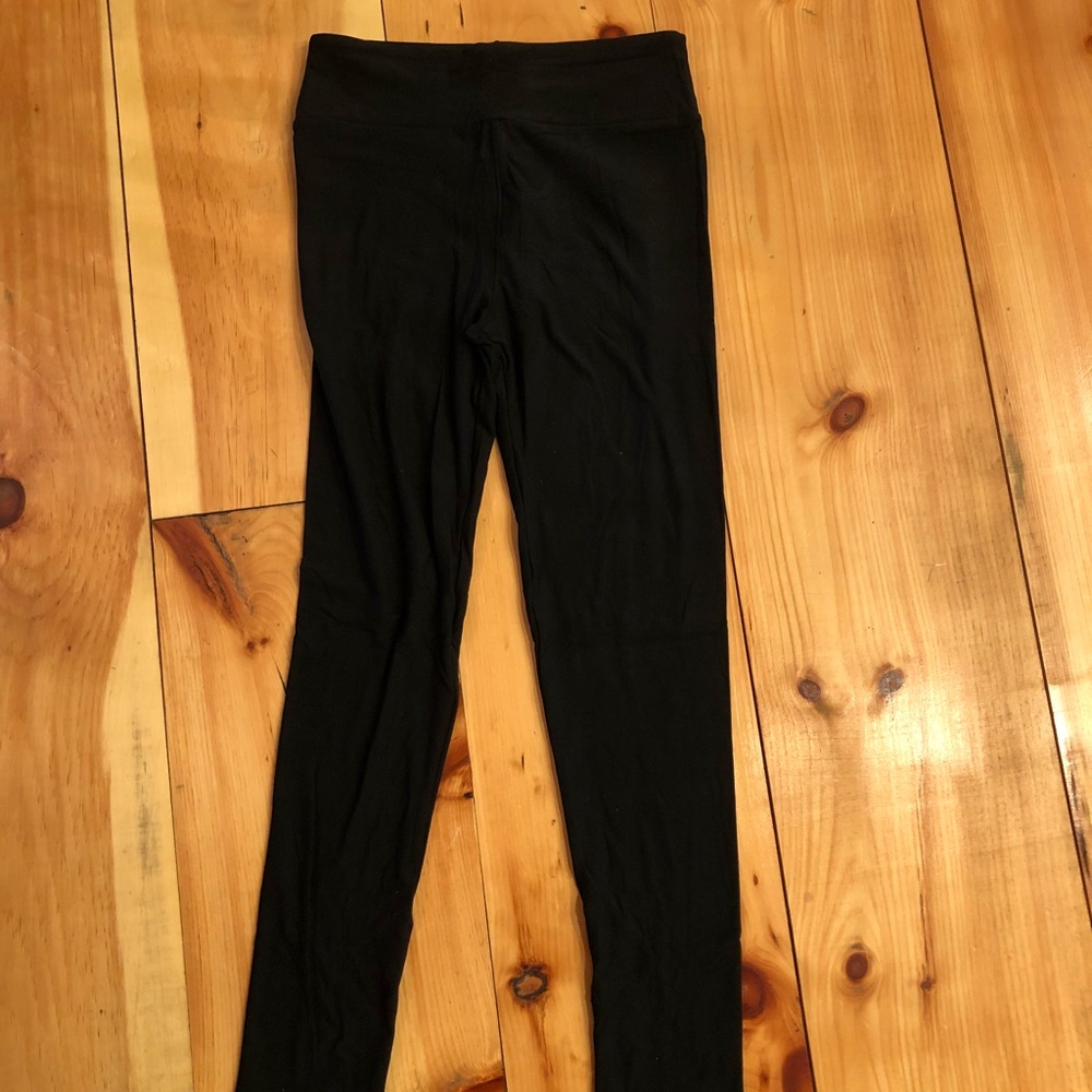 LulaRoe OS Solid Black Leggings NEVER WORN