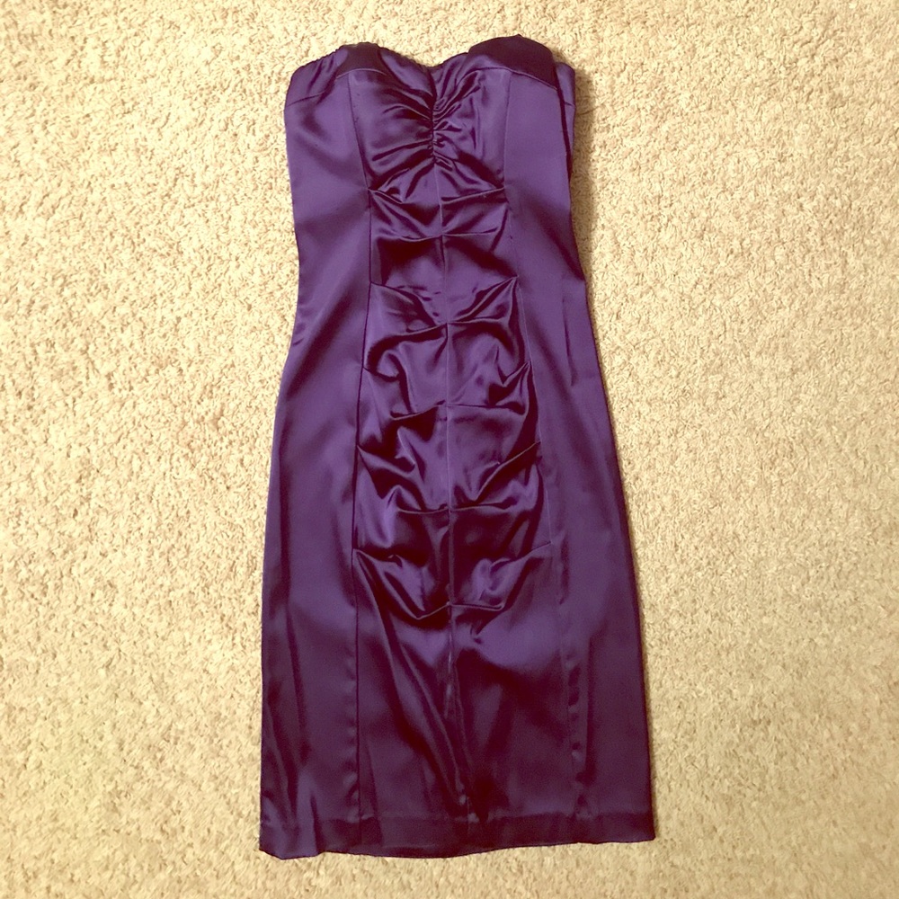 Semi-Formal purple strapless Dress!