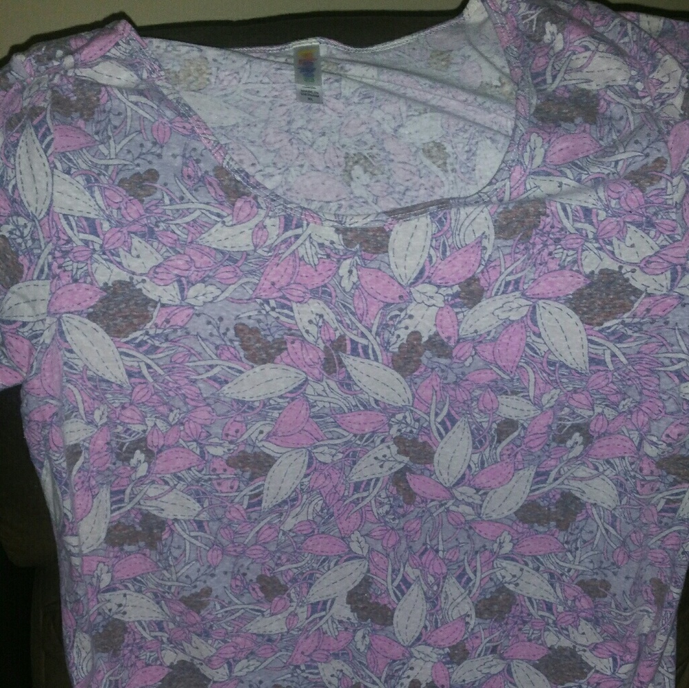 LulaRoe xl classic t