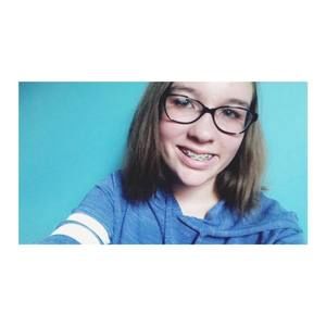 Meet your Posher, Becca