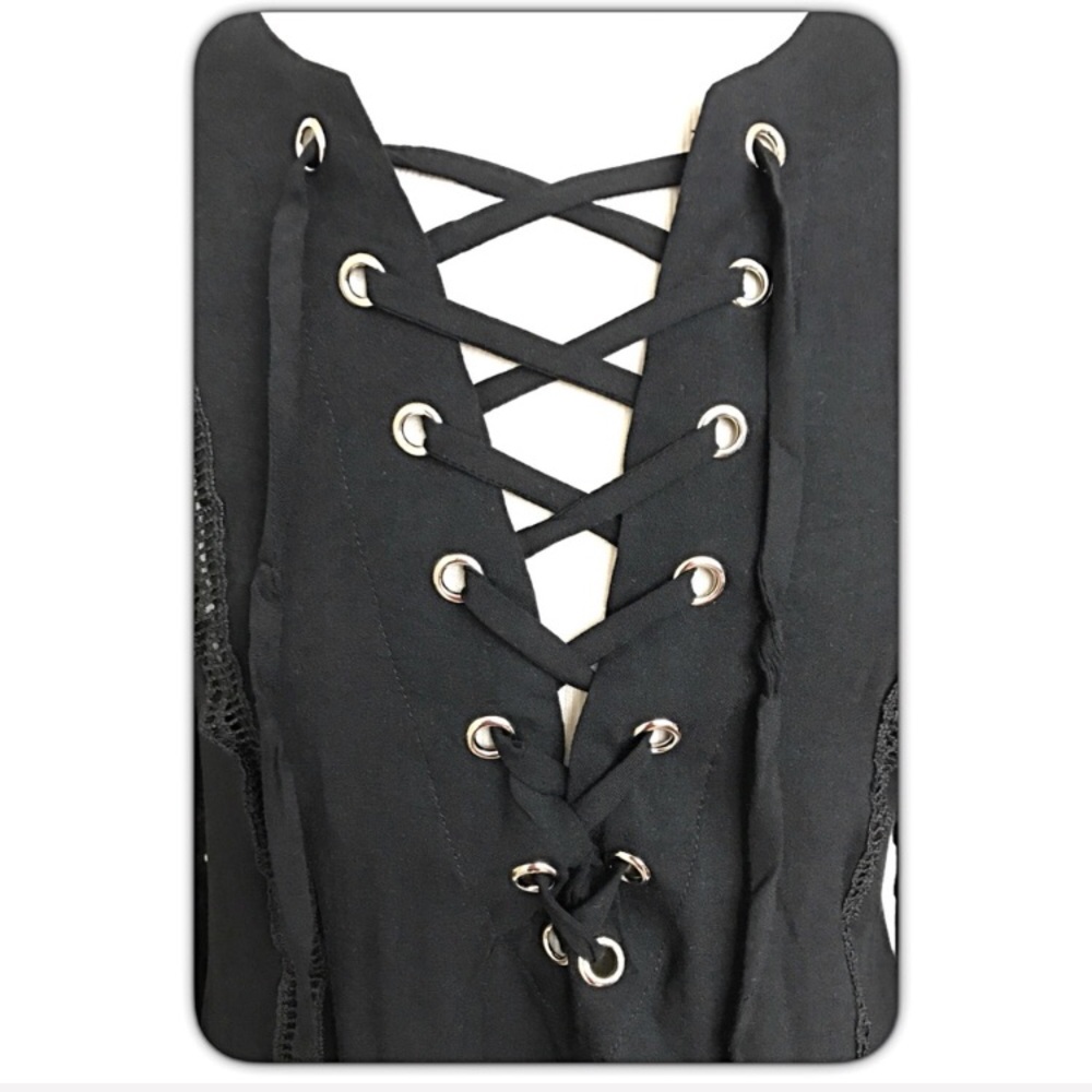 💥HOTSALE💥Lace & More Lace Up Black Blouse Top SM - Picture 8 of 8