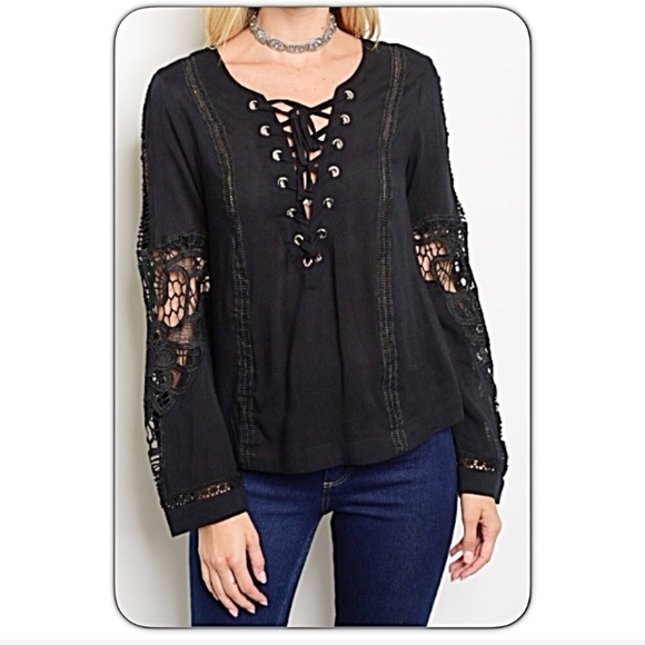 💥HOTSALE💥Lace & More Lace Up Black Blouse Top SM - Picture 5 of 8