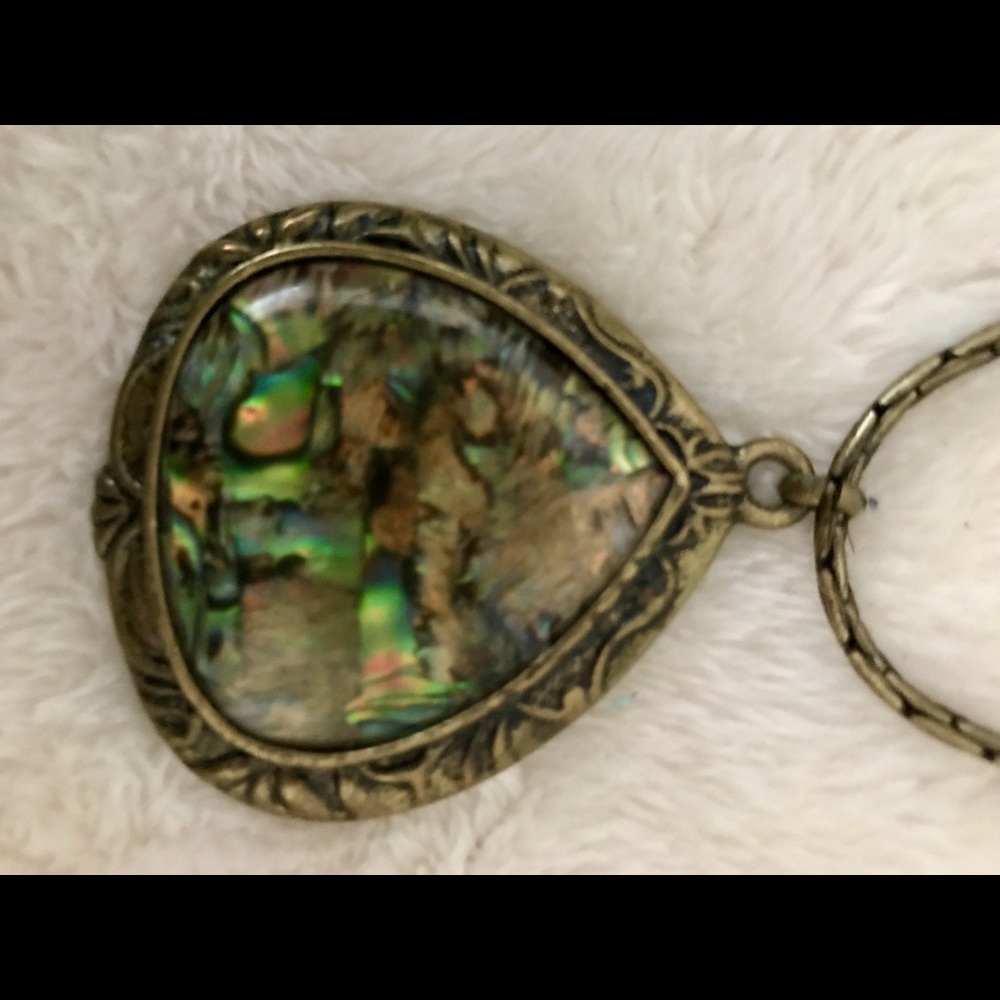 Gorgeous vintage necklace