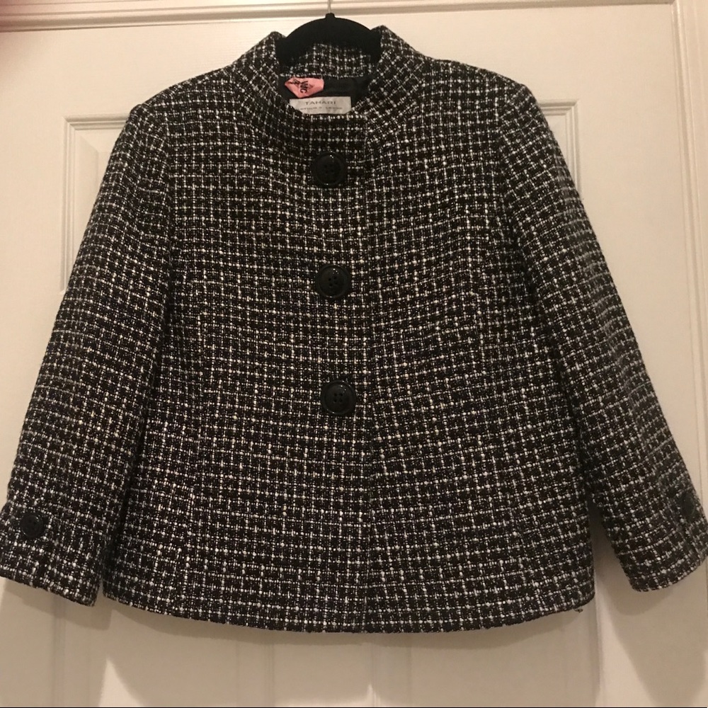 Jackie O style blazer!