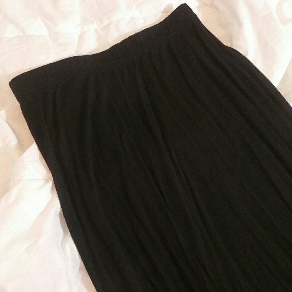 Plain Black Maxi Skirt
