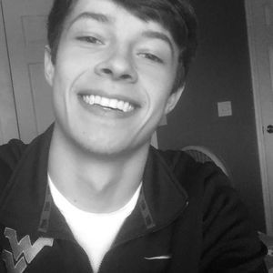 Meet your Posher, Dustin