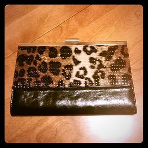 Jessica McClintock Cheetah Print Clutch.