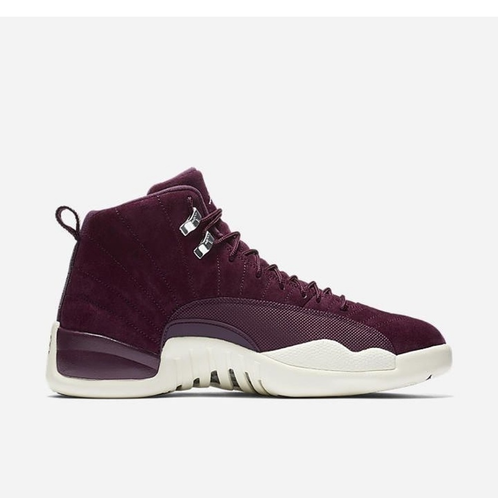 Air Jordan XII
