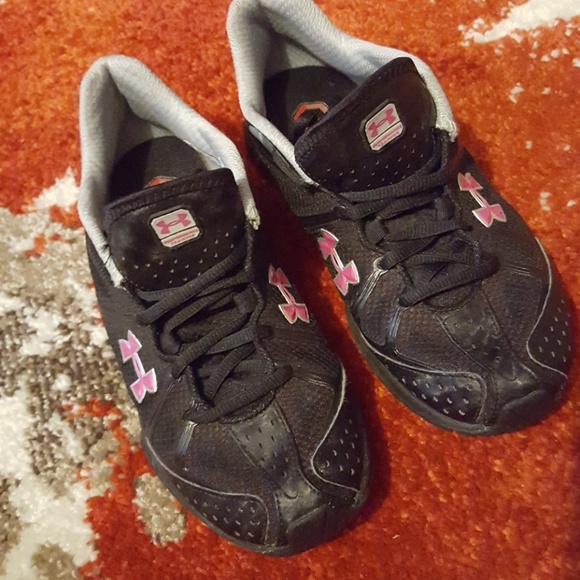 Under Armour Shoes - Black Under Armour Running Shoes