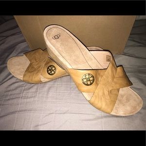 Ugg Lyra Women's sandals tan size 11