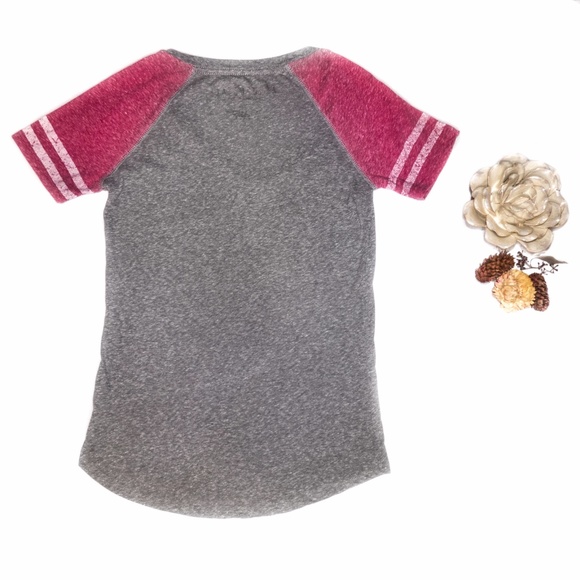 Aeropostale Grey & Pink T-shirt - Picture 2 of 5