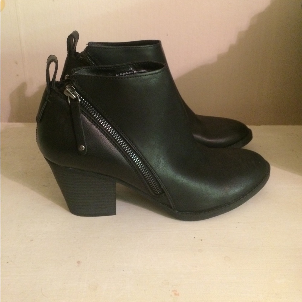 Booties - Picture 1 of 3