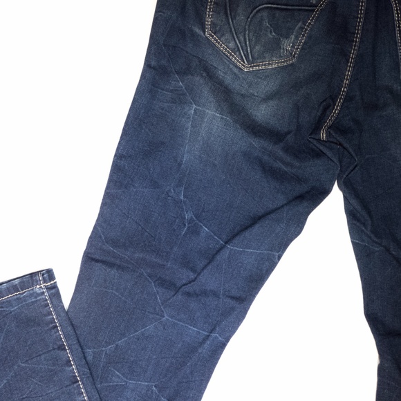 Sweet Cheeks Faded Skinny Jeans - Picture 5 of 6