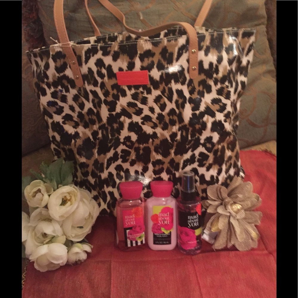 Bath and Body Tote w/lotion shower gel & body mist