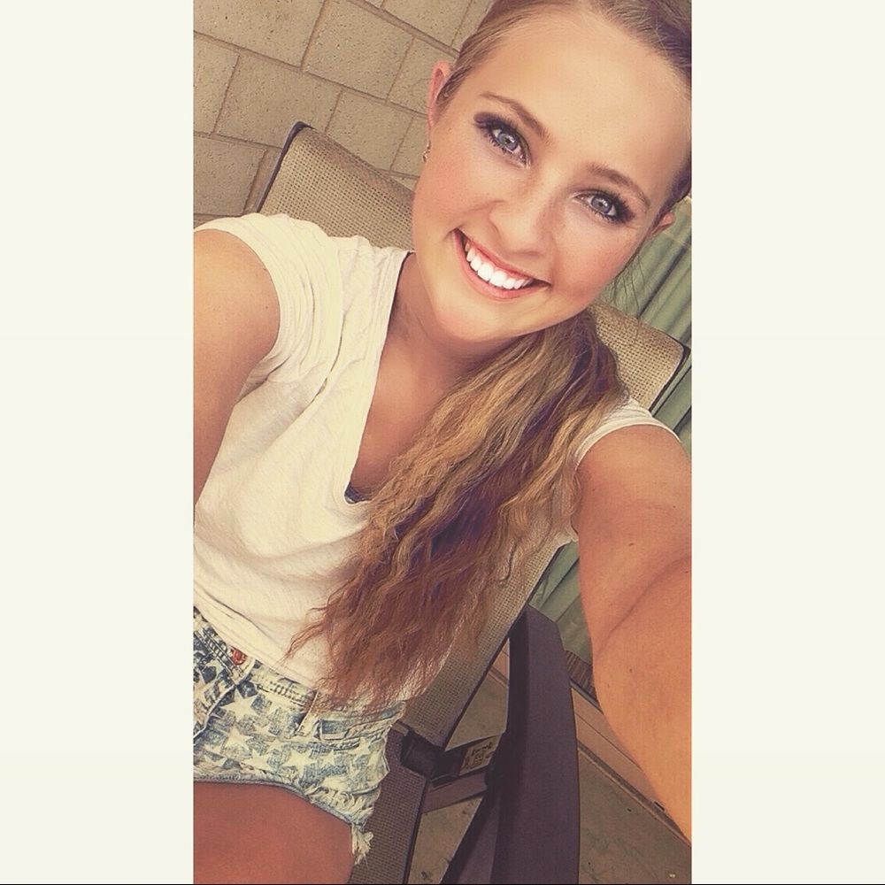 Meet your Posher, Katie