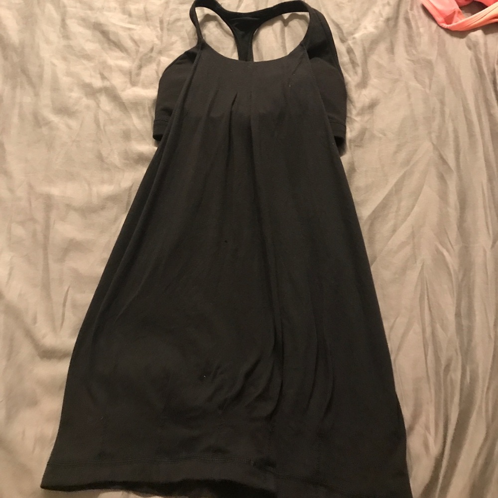 Black lulu sports bra and tank