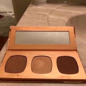 Bare minerals bronzer and highlighter palette