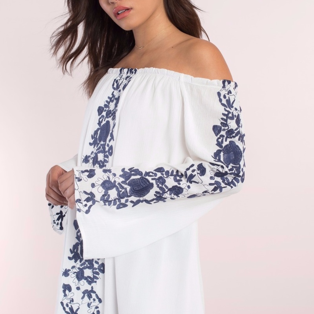 Tobi Dress