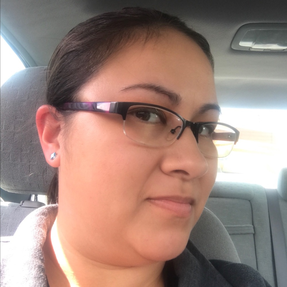 Meet your Posher, Angela