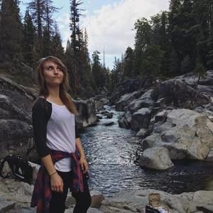 Meet your Posher, Breanna