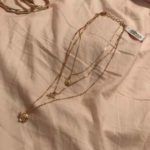 NWT layer necklace