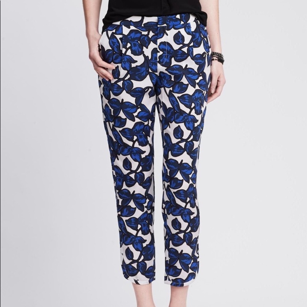 12 LONG Banana Republic Printed Drapey Pant