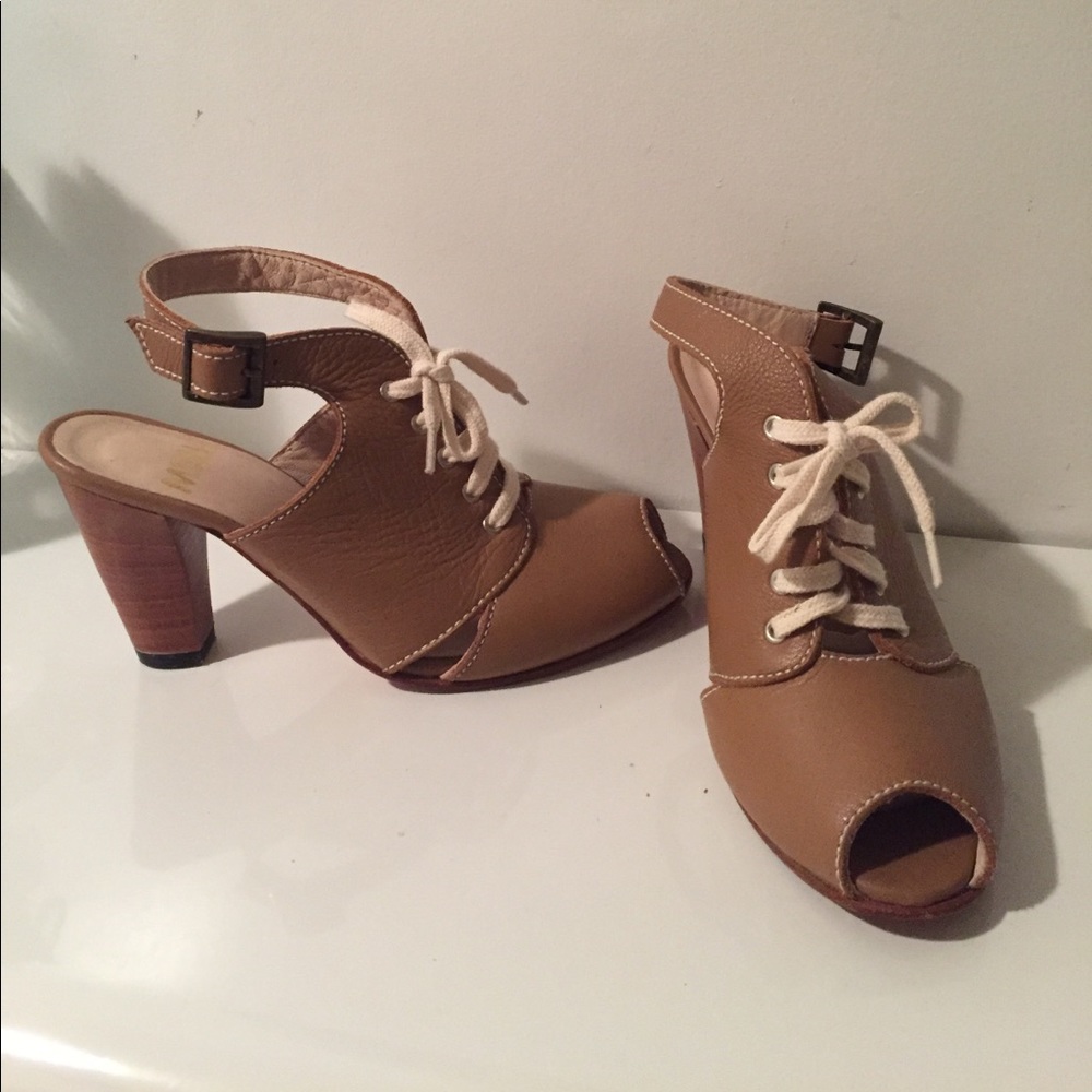 MISHKA cognac casual peep toe heels