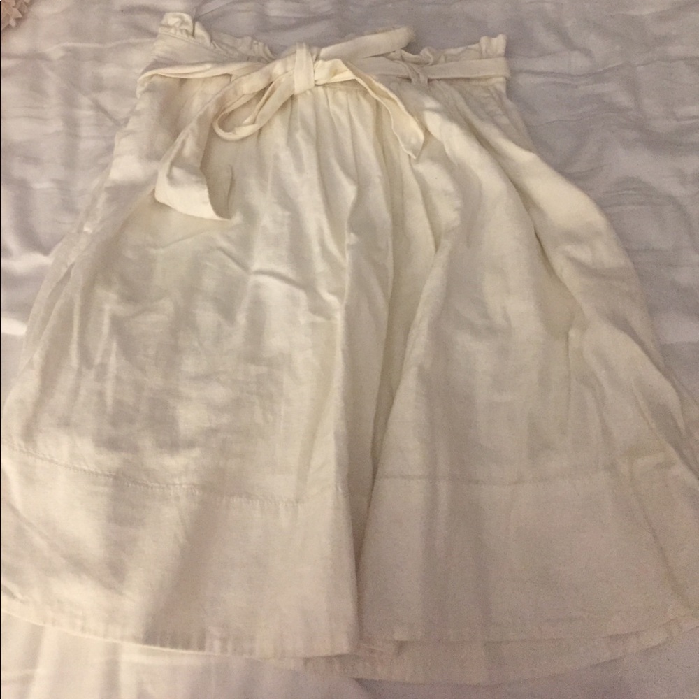 Anthropologie skirt with pockets and belt