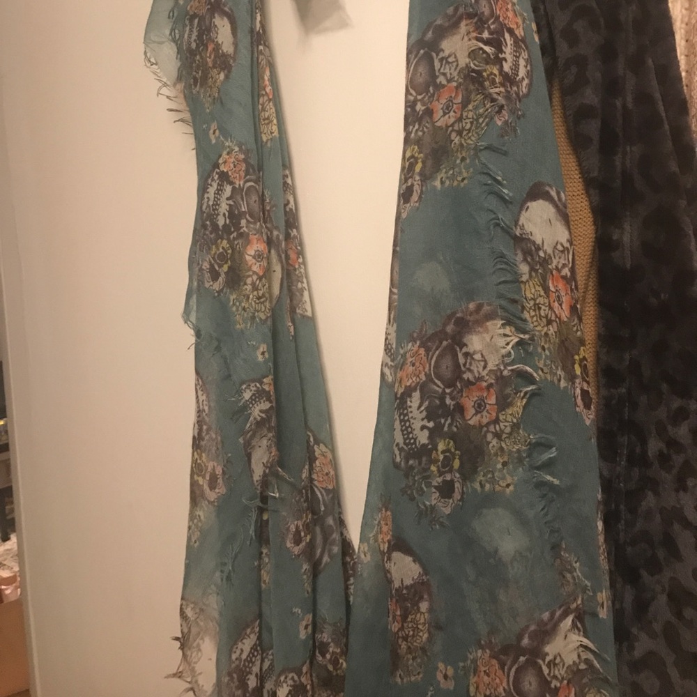 Sugar skull scarf